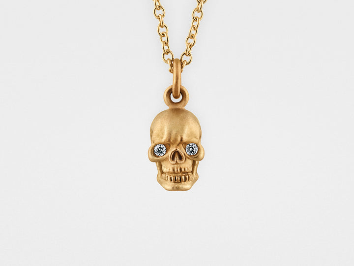 Skull Pendant Necklace in 18kt Gold