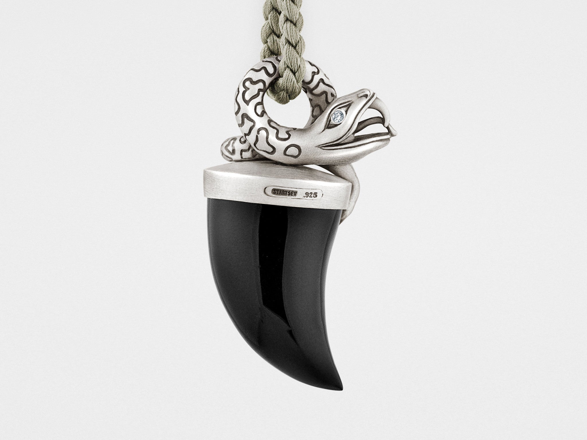 ★HAESOOL★ [TWICEミナ着用] Pendant Snake Necklace curled-snake-pendant-y-d-ts-