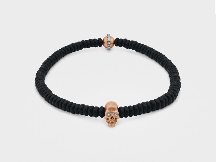 Skull Bracelet in 18K Gold with with Black Round Agate