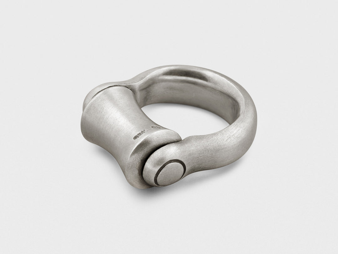 "Roller" Ring in Sterling Silver