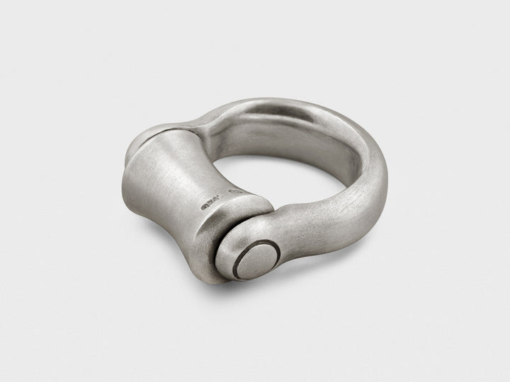 "Roller" Ring in Sterling Silver